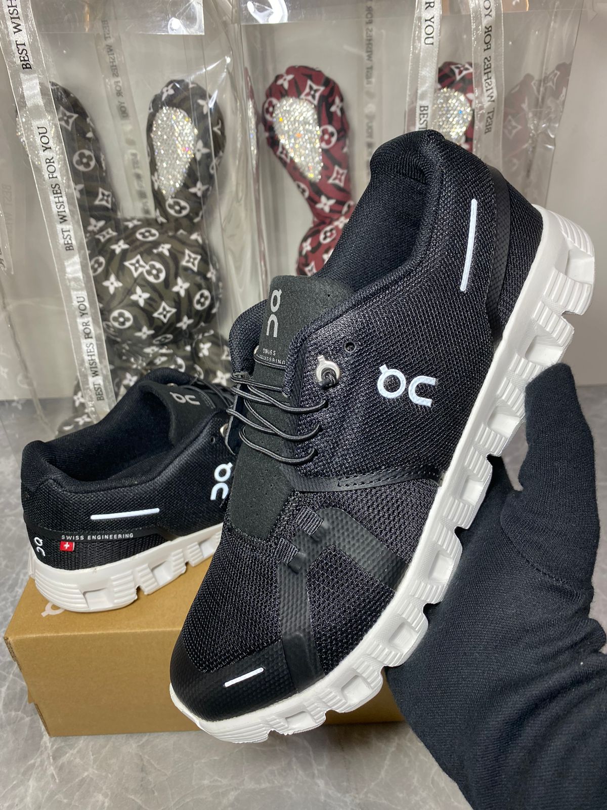 Cloud 5 Black & White